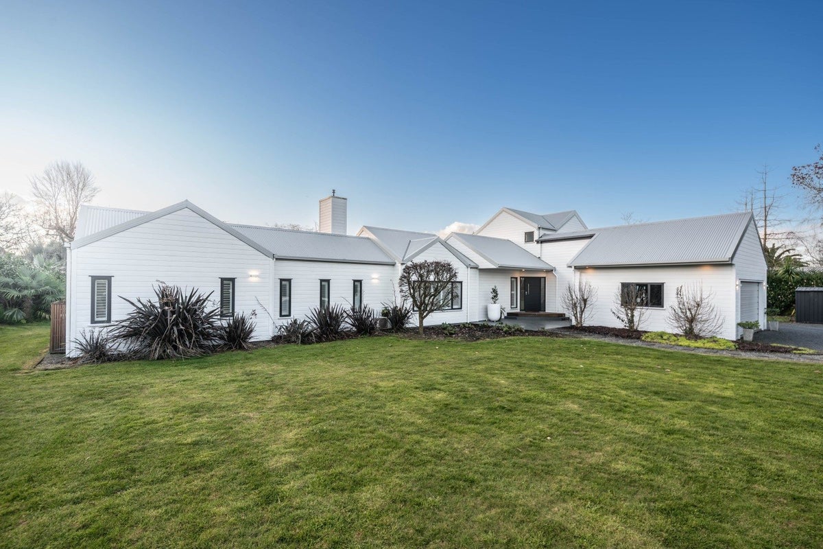 31 Cowley Drive, Leamington, Cambridge - Carousel 1