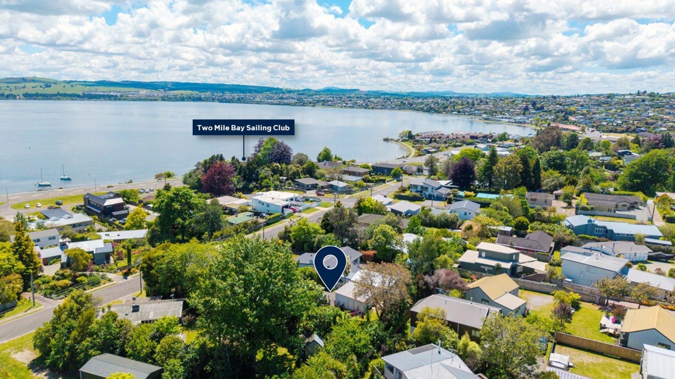 18 Otupai Street, Two Mile Bay, Taupo - Carousel 2