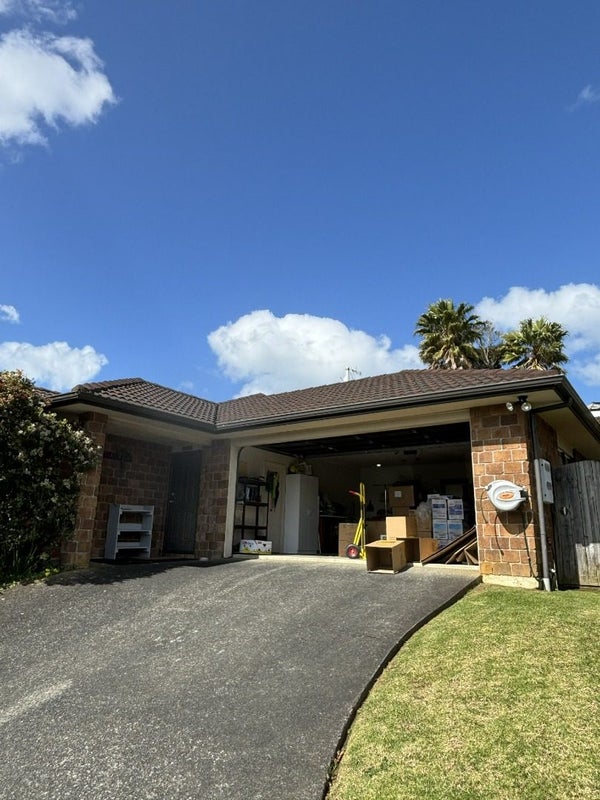 67 Nimstedt Avenue, Oteha, Auckland - Carousel 1