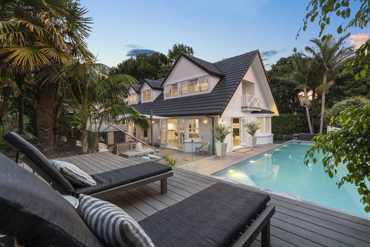 73B Shore Road, Remuera, Auckland - Carousel 1