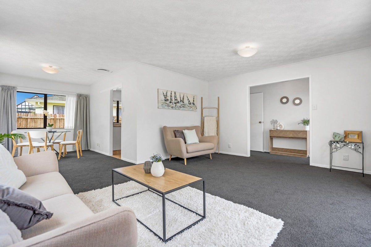 25 Septimus Place, Henderson, Auckland - Carousel 1