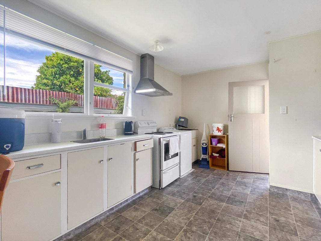 3/300 Hastings Street South, Hastings, Hastings - Carousel 2