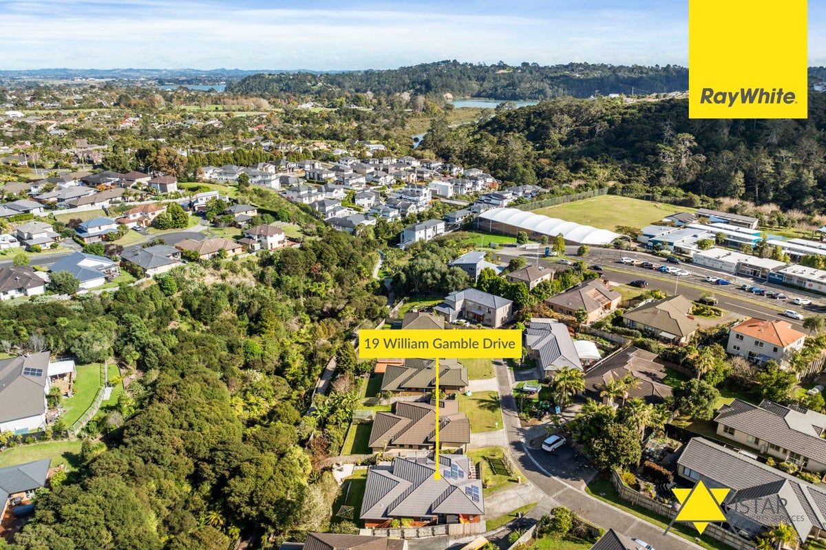 19 William Gamble Drive, Greenhithe, Auckland - Carousel 23