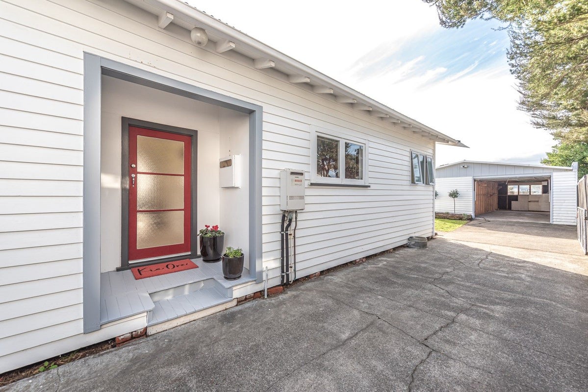 59 Maxwell Avenue, Durie Hill, Whanganui - Carousel 2