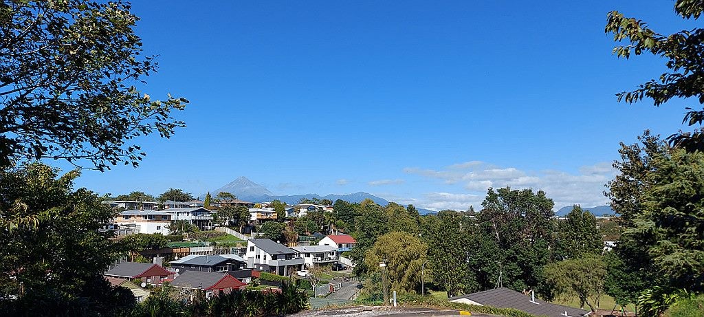 24C Kenmore Street, Westown, New Plymouth - Carousel 1