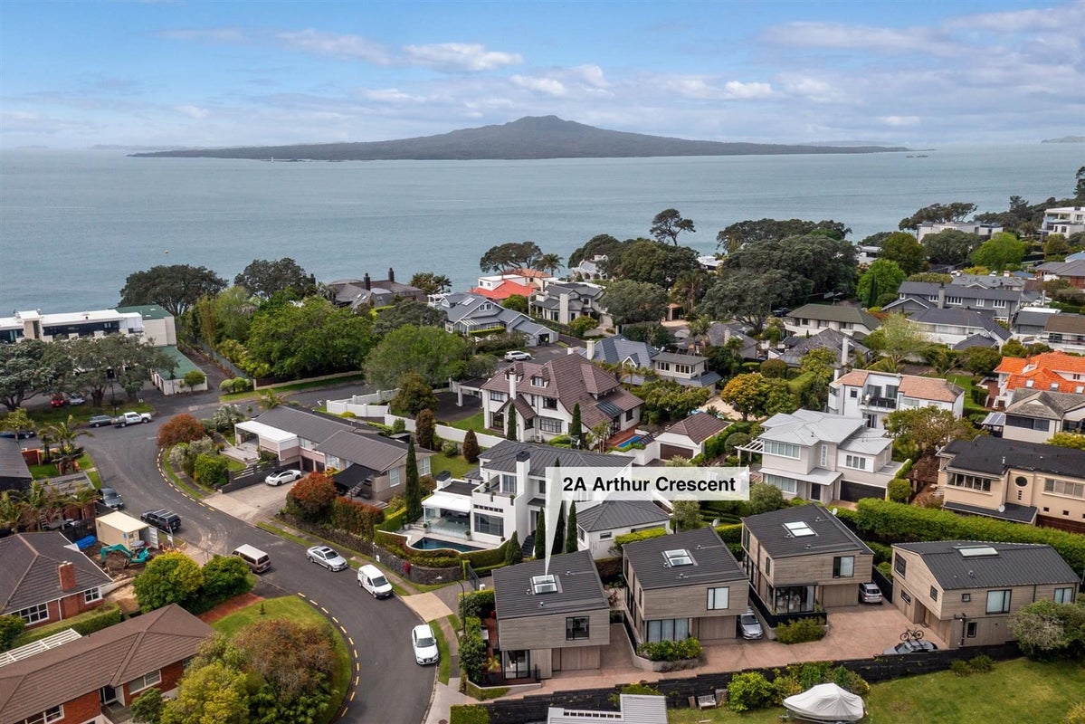 2A Arthur Crescent, Hauraki, Auckland - Carousel 2