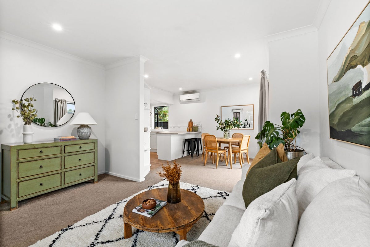 1 Birdwood Street, Taradale, Napier, Hawke's Bay - Carousel 1