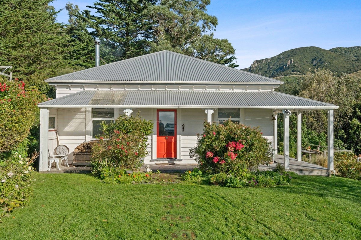 429 Hickory Bay Road, Hickory Bay - Carousel 1