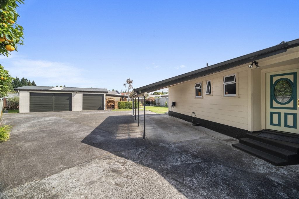 7 Adam Place, Mangakakahi, Rotorua - Carousel 2
