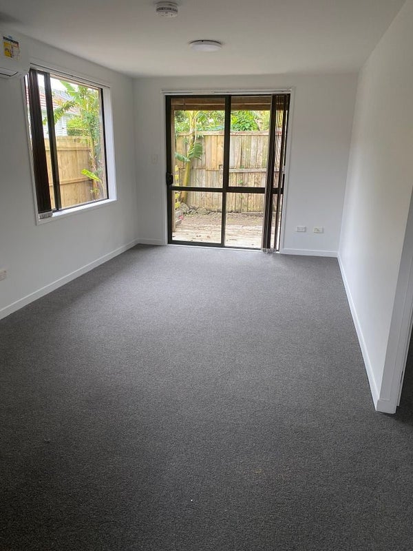 42B Willcott Street, Mount Albert, Auckland - Carousel 2