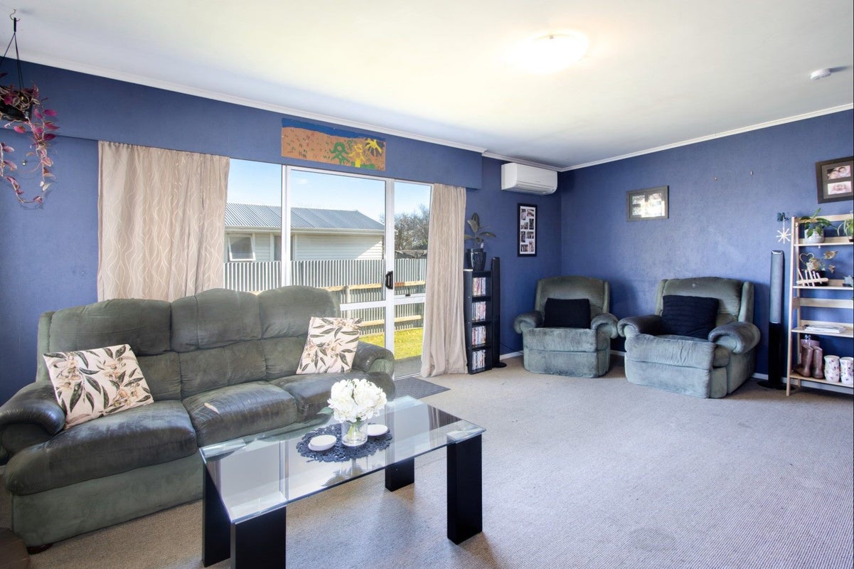 48 Alexander Avenue, Onekawa, Napier - Carousel 2
