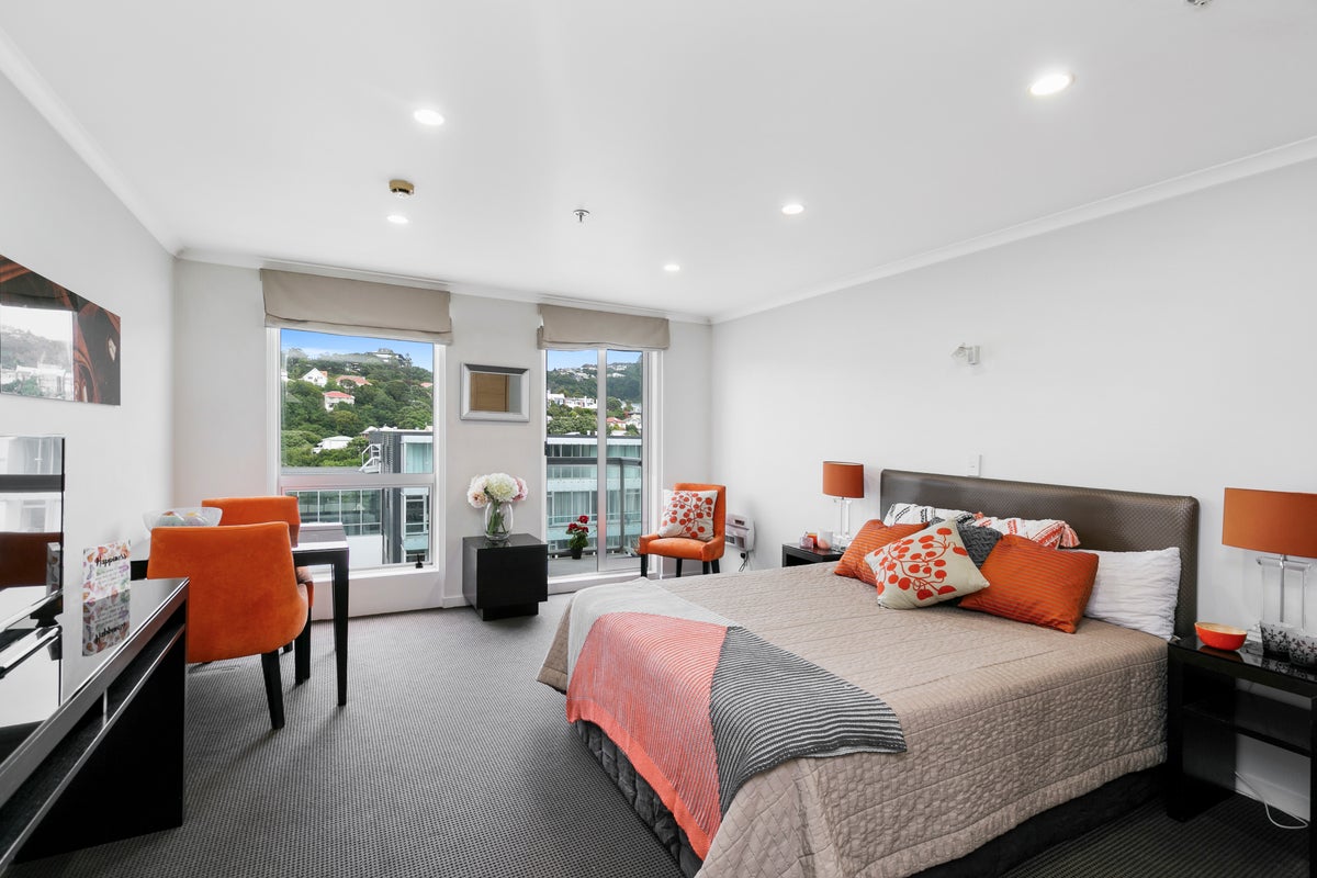 13B/163 The Terrace, Wellington Central, Wellington - Carousel 2