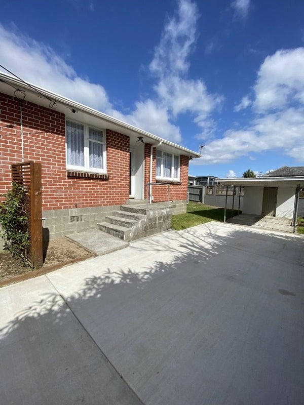 1/19 Ebdentown Street, Ebdentown, Upper Hutt - Carousel 1