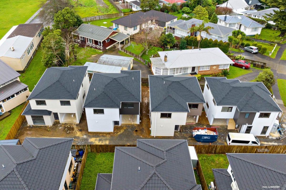 25D Tawa Crescent, Manurewa, Auckland - Carousel 2
