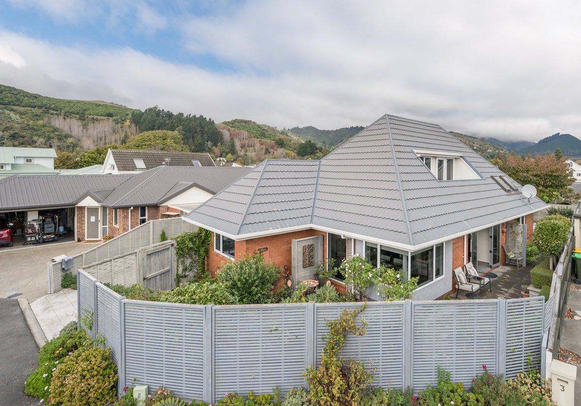 4 Sorrento Way, The Wood, Nelson - Carousel 1