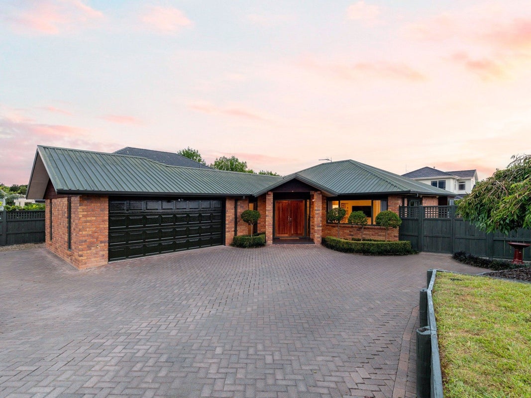38 Rototuna Road, Flagstaff, Hamilton - Carousel 1