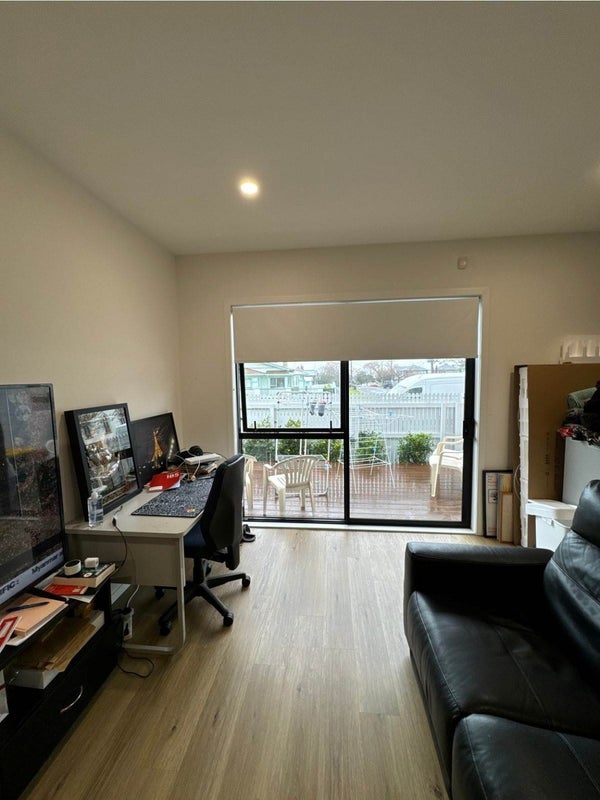 80E Grey Street, Onehunga, Auckland - Carousel 2