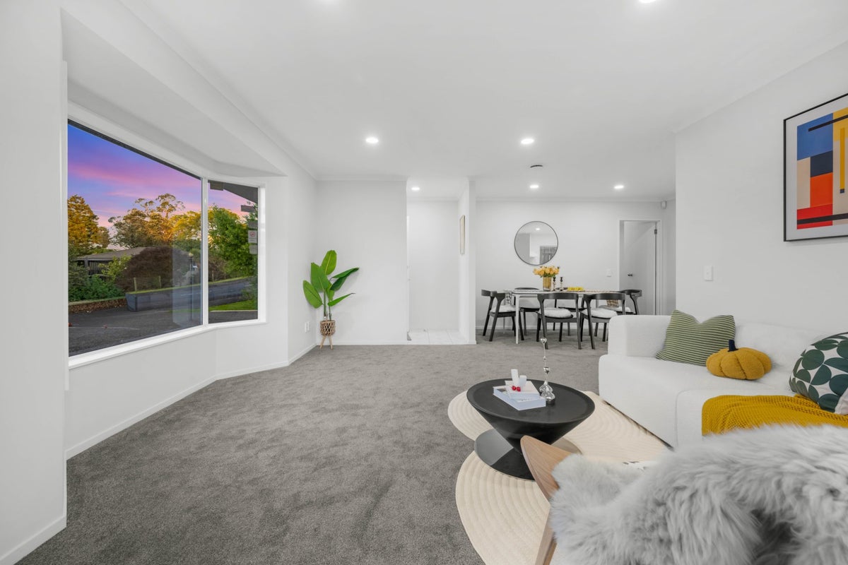 4 Milan Drive, Glen Eden, Auckland - Carousel 2