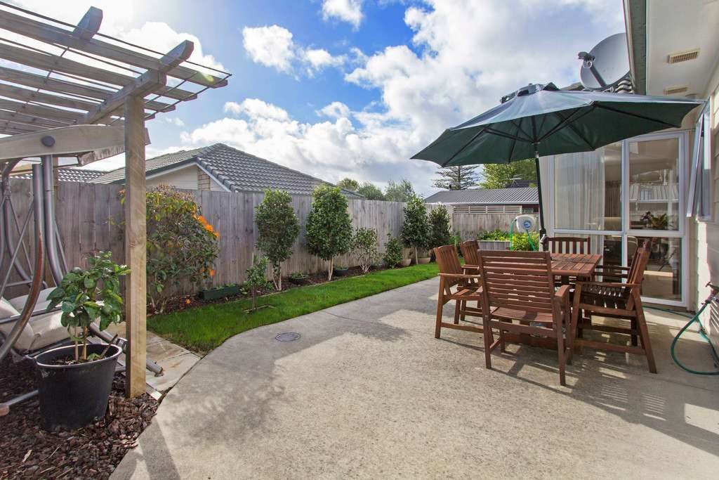 34B Vincent Street, Howick, Auckland - Carousel 2