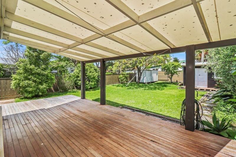 22 Riro Street, Point Chevalier, Auckland - Carousel 7