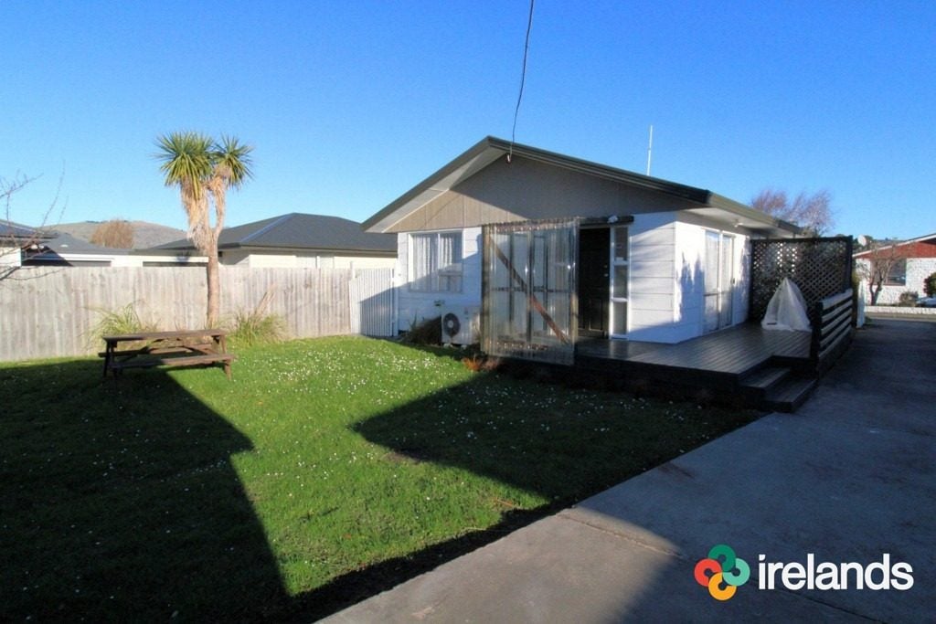 8 Peckham Lane, Woolston, Christchurch - Carousel 1