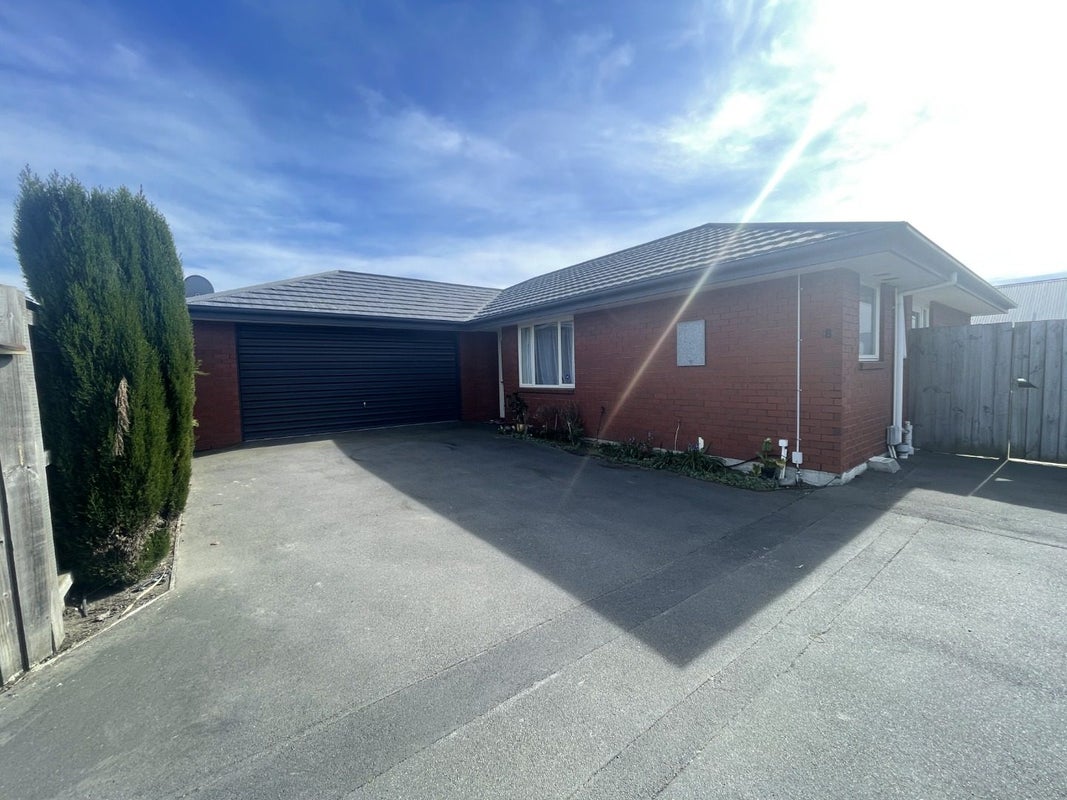 8 Kydd Lane, Hornby, Christchurch - Carousel 1