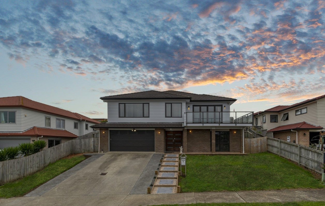 46 Kokako Rise, Papakura, Papakura - Carousel 1