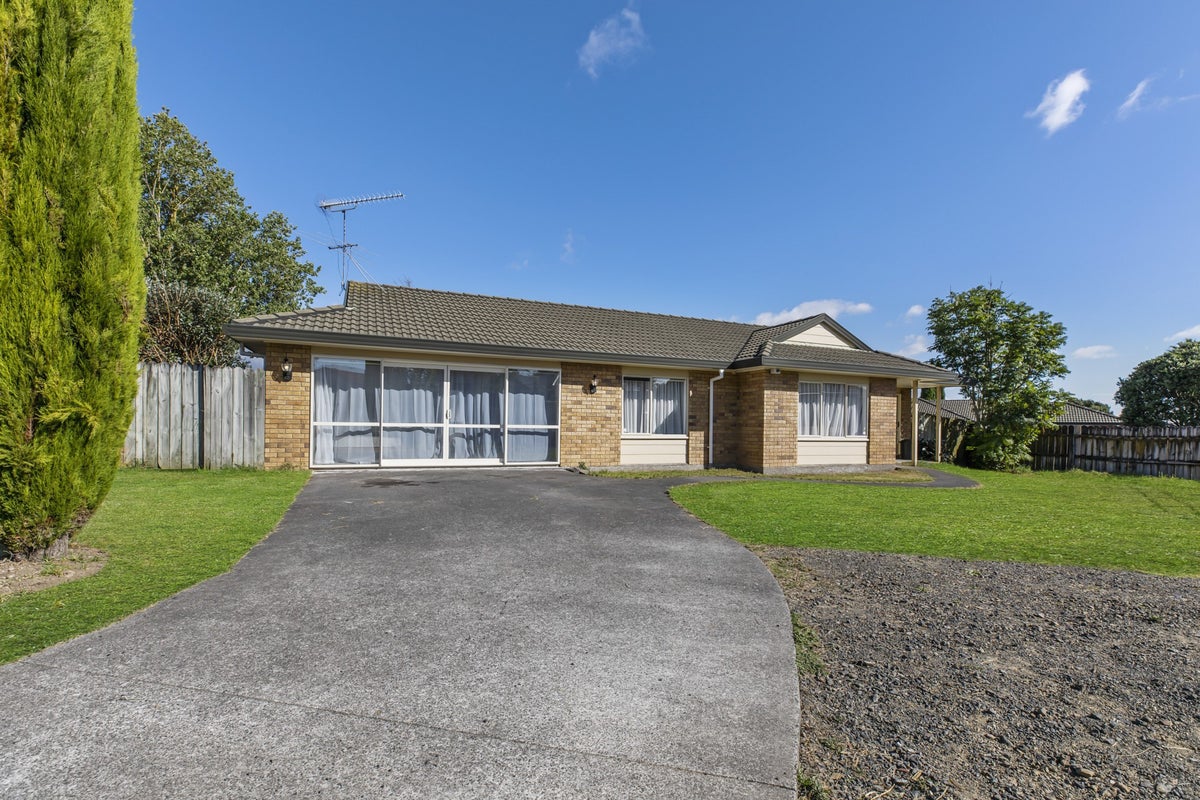 25 Rosemead Place, Randwick Park, Auckland - Carousel 1