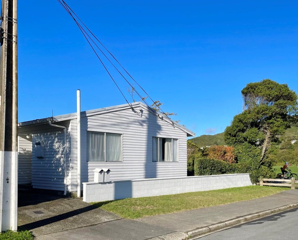 19 Hildreth Street, Karori, Wellington - Carousel 2