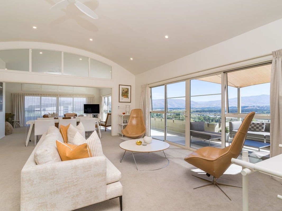 1 Hawkdun Place, Bridge Hill, Alexandra - Carousel 2