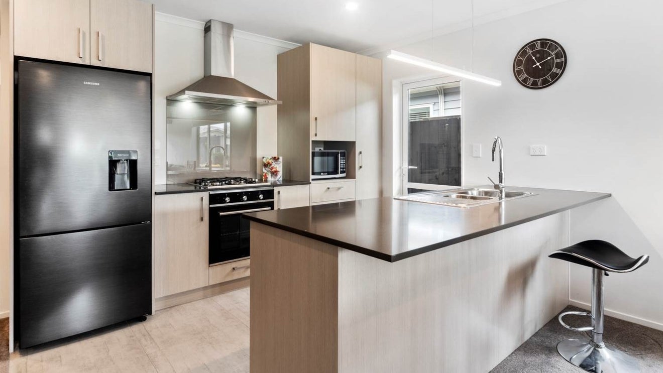 89 Kuaka Drive, Takanini, Auckland - Carousel 1