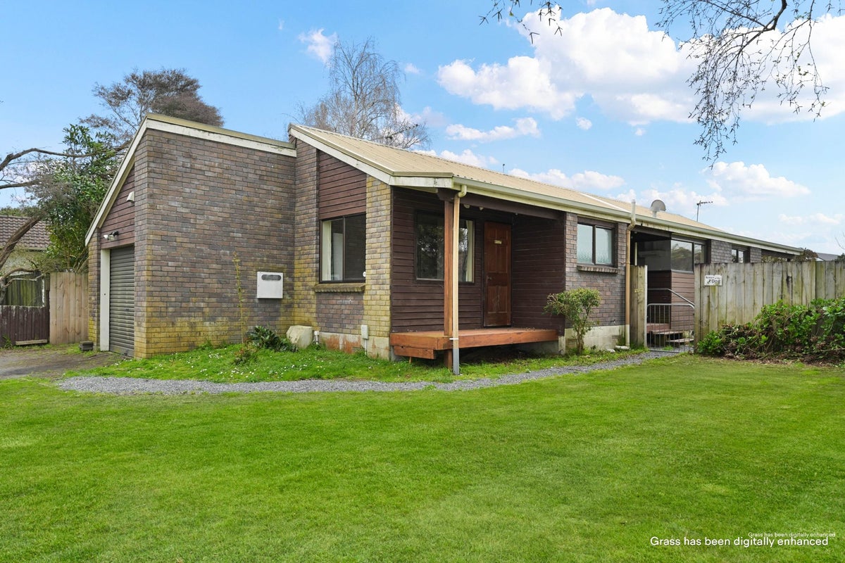 19 Radiata Street, Fairview Downs, Hamilton, Waikato - Carousel 1