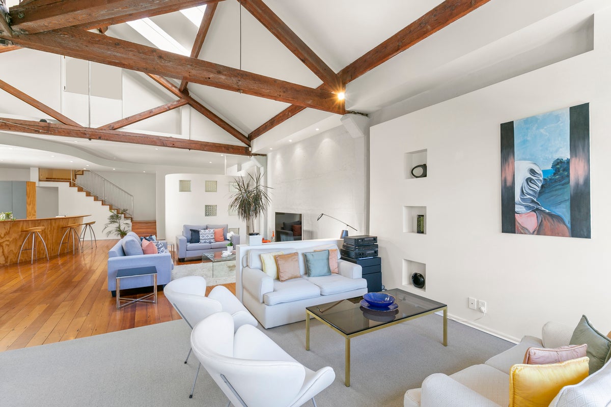 1/66 Ghuznee Street, Te Aro, Wellington - Carousel 2