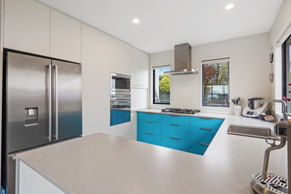2 Chaloner Lane, Westmorland, Christchurch - Carousel 2