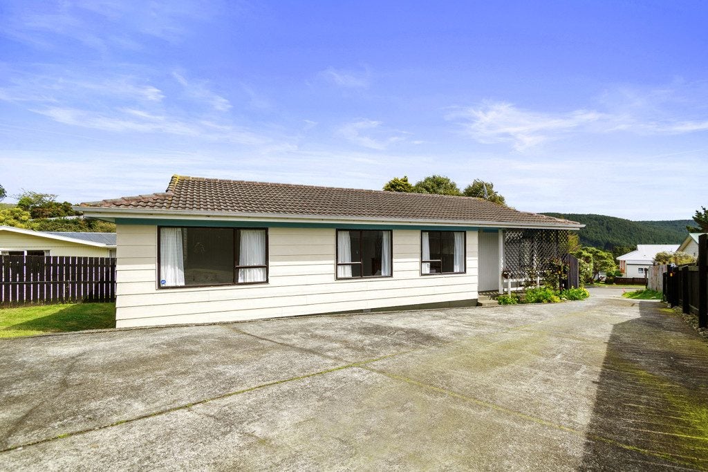 19 Tobago Crescent, Grenada North, Wellington - Carousel 1