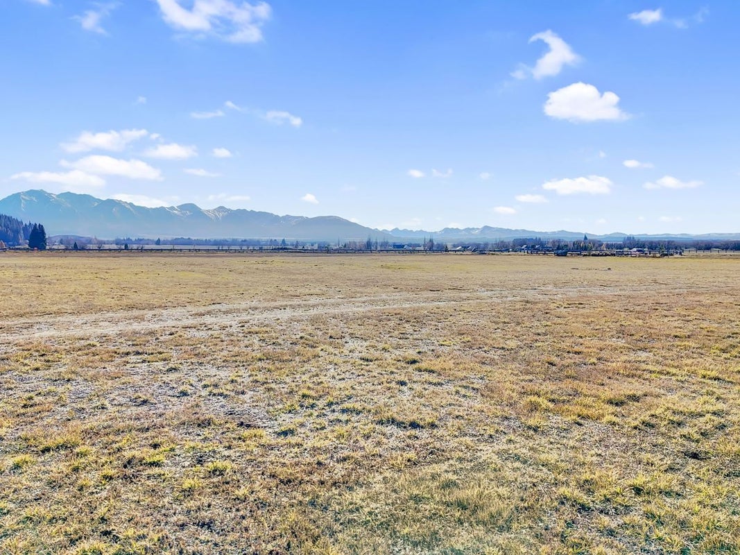 6 Cameron Place, Fernhill, Queenstown - Carousel 2