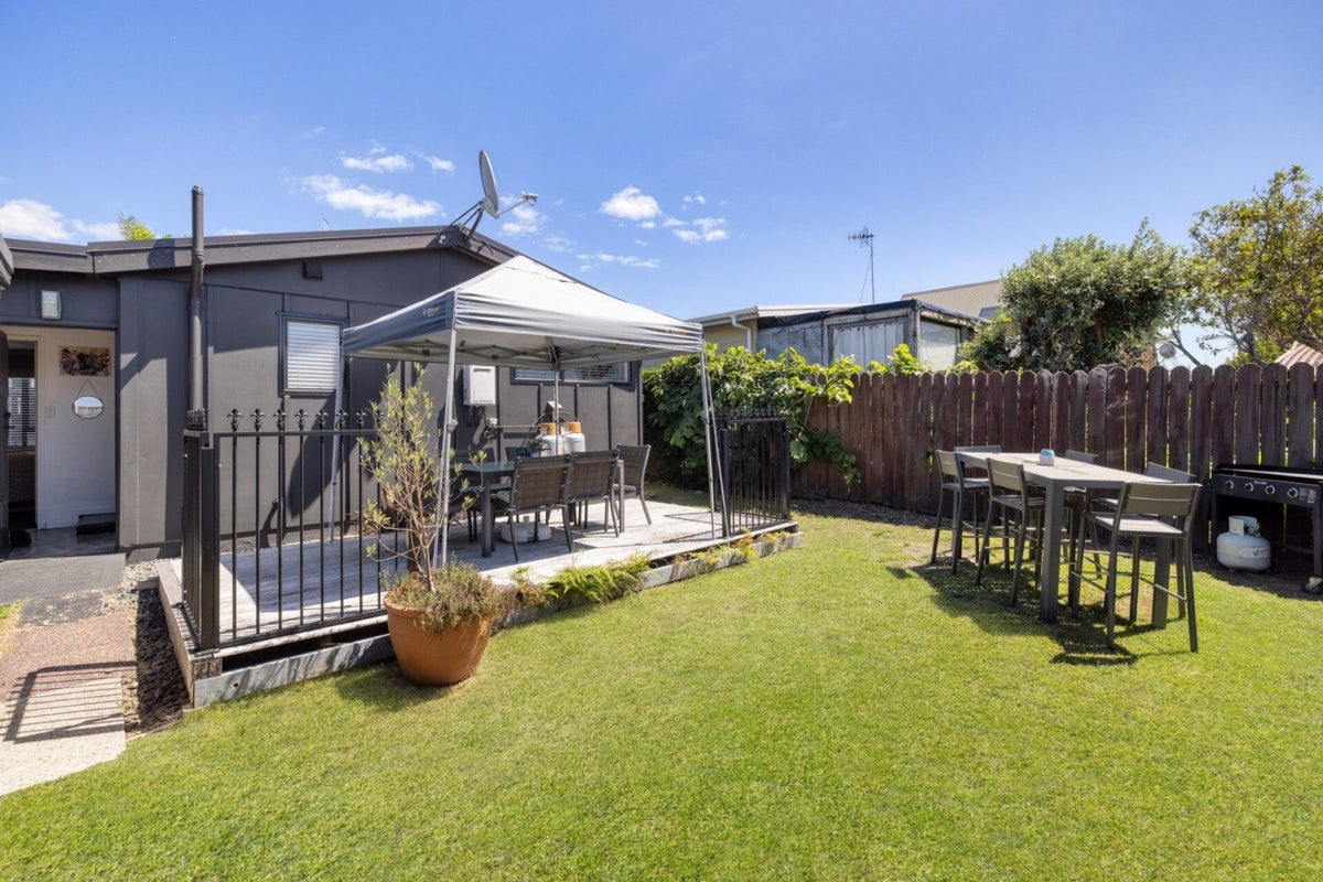583B Maunganui Road, Mount Maunganui, Mount Maunganui - Carousel 2