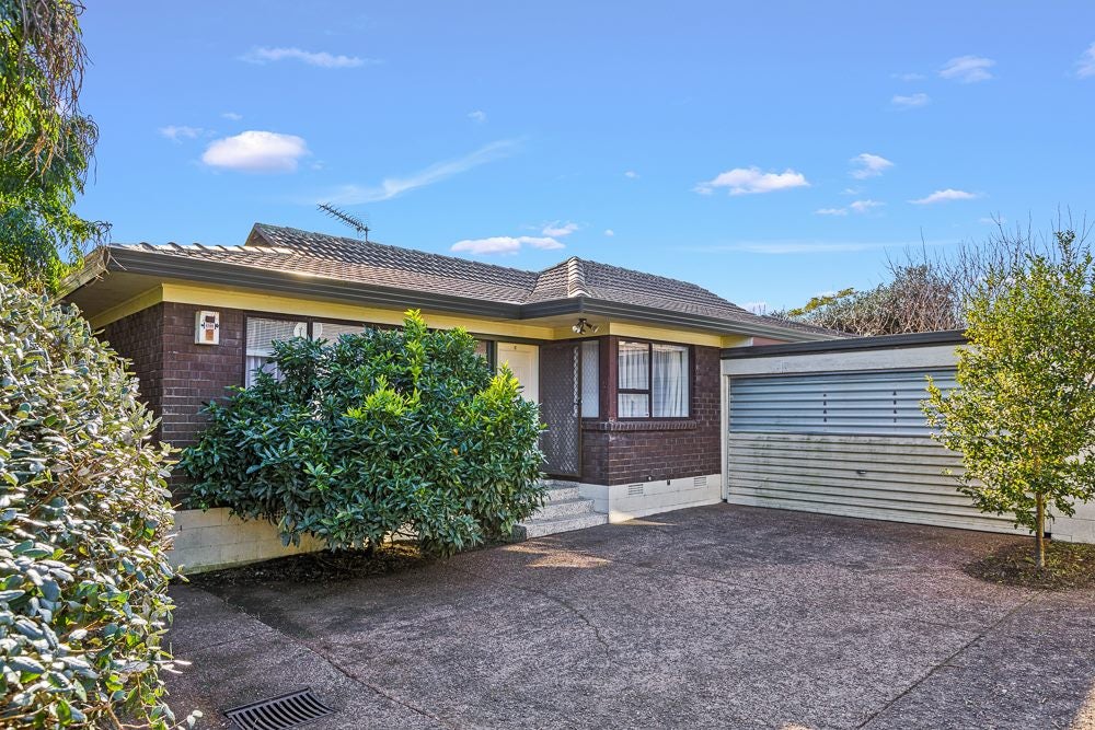 39C Torrance Street, Epsom, Auckland - Carousel 1