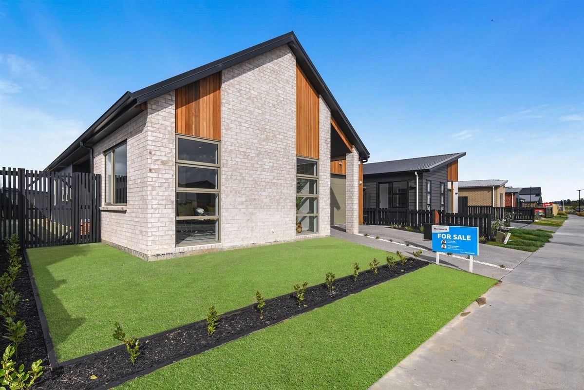 20 Guillaume Street, Chartwell, Hamilton - Carousel 30