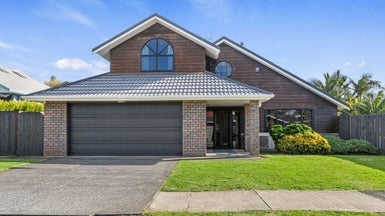 2 Brentwood Avenue, Kamo, Whangarei - Carousel 1