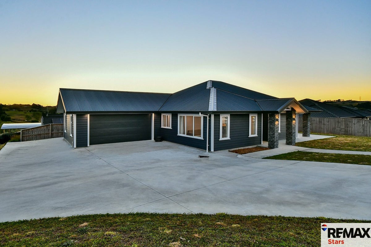 146 Hitchen Road, Pokeno - Carousel 2