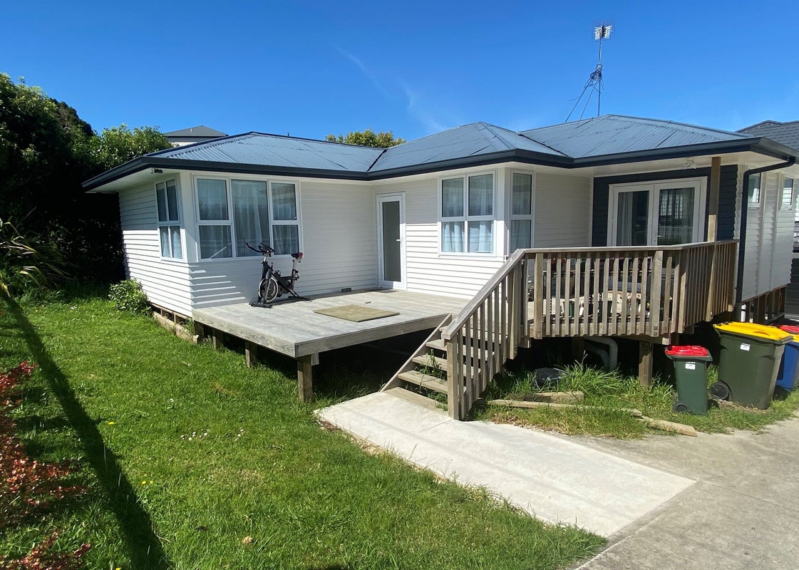 266 Rangatira Road, Beach Haven, Auckland - Carousel 1