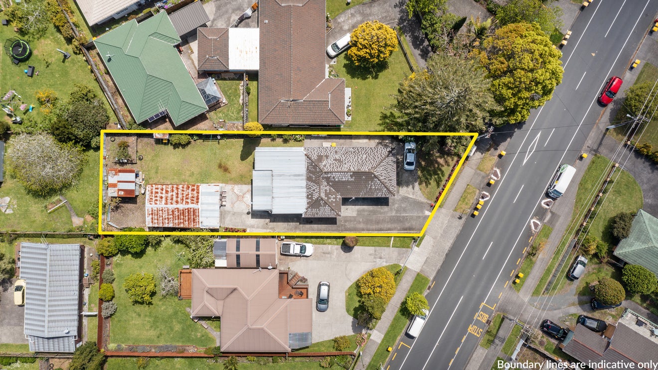8 Rathgar Road, Henderson, Auckland - Carousel 2