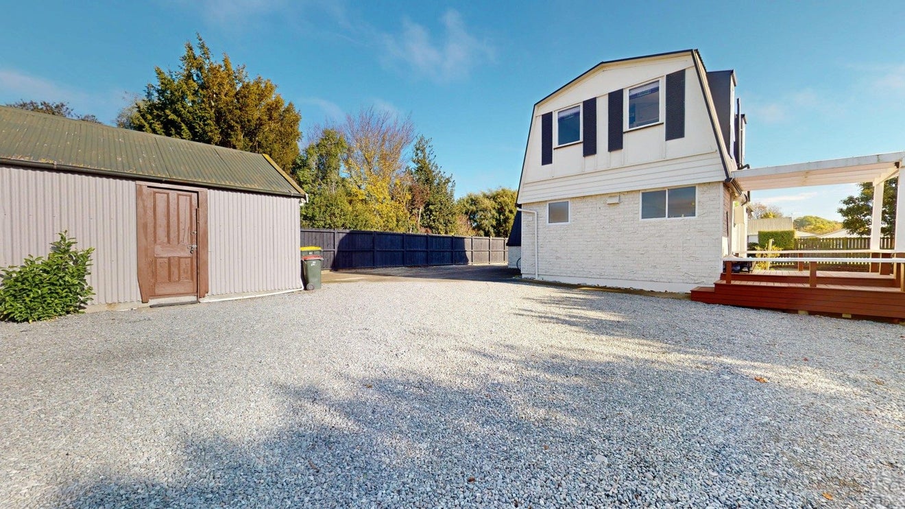 61 TANCRED ST, Rakaia, ASHBURTON - Carousel 18