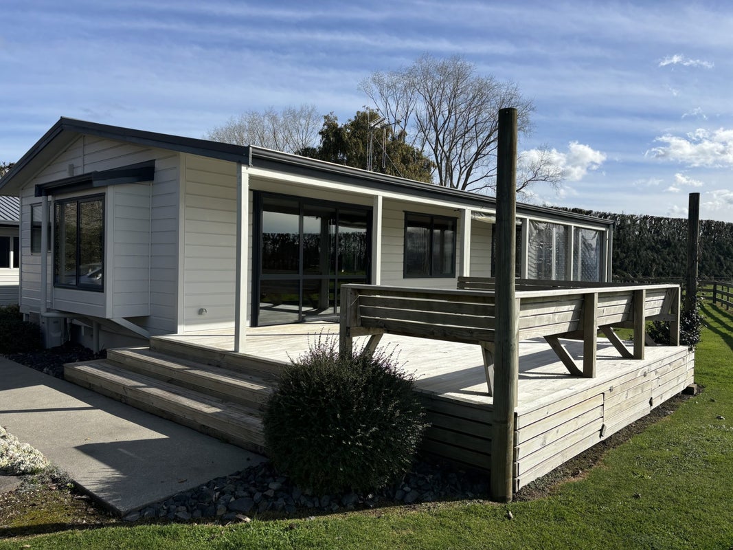 225 Hoeka Road, Matangi, Hamilton - Carousel 1