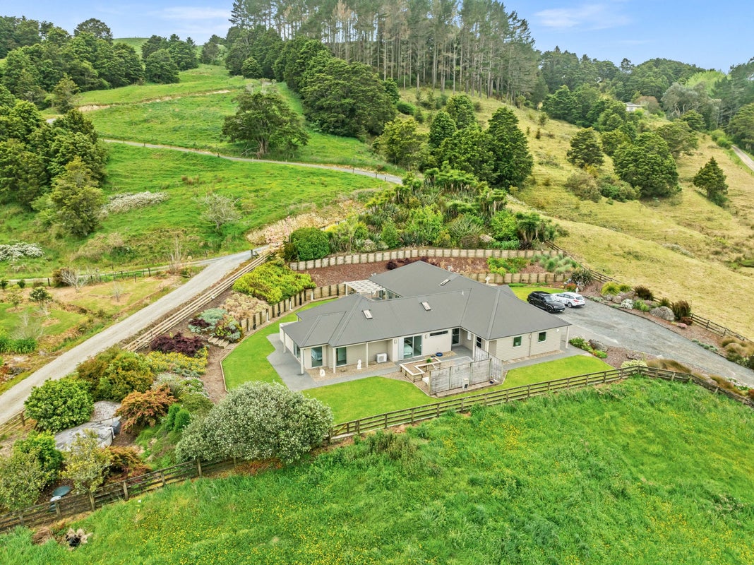 204 Heaton Road, Ruatangata West, Whangarei - Carousel 1