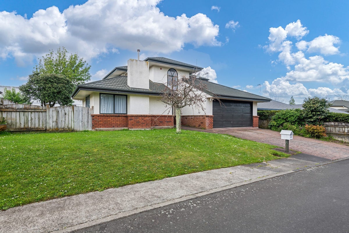 16 Sierra Court, Roslyn, Palmerston North - Carousel 19