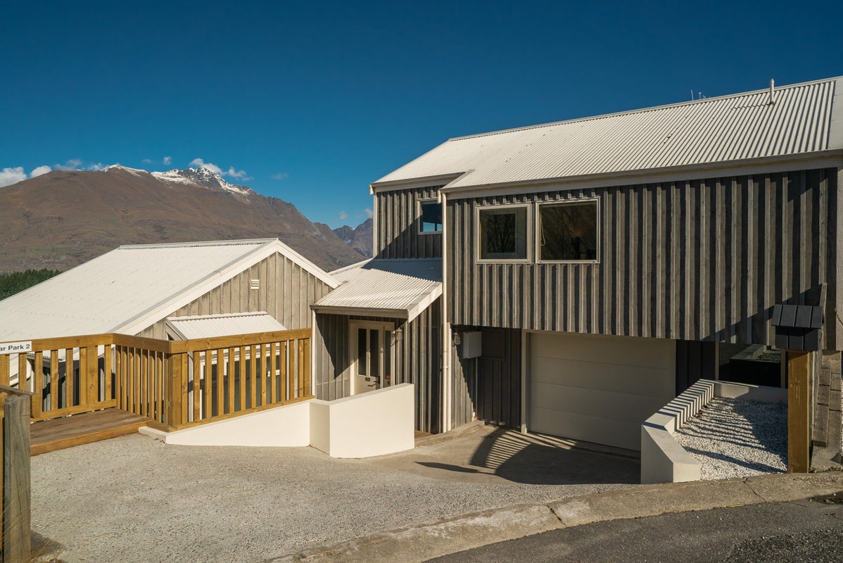 13B Maxwell Place, Queenstown, Queenstown - Carousel 24