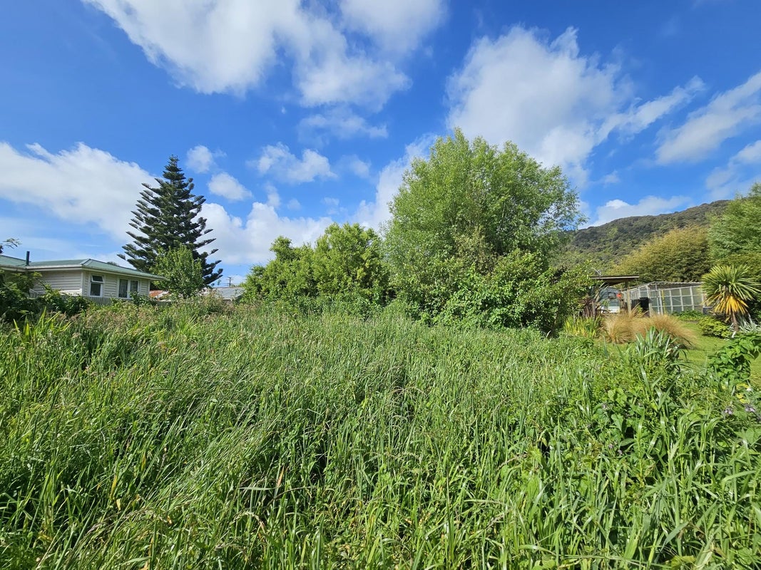 55 Nelson Quay, COBDEN, GREYMOUTH - Carousel 1