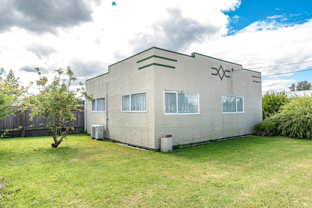 9 Ruapehu Street, Castlecliff, Whanganui - Carousel 1